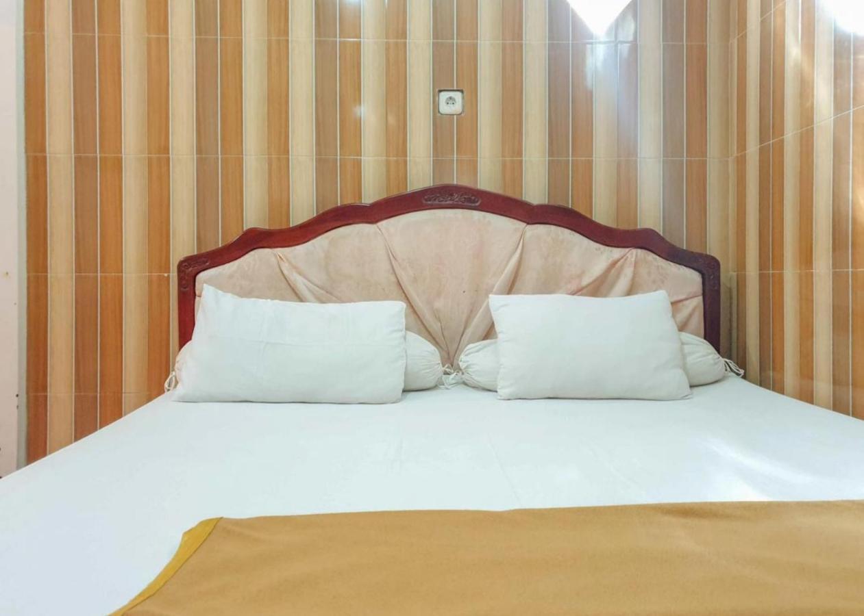 Hotel Mario Pulana Bone Watampone Екстер'єр фото